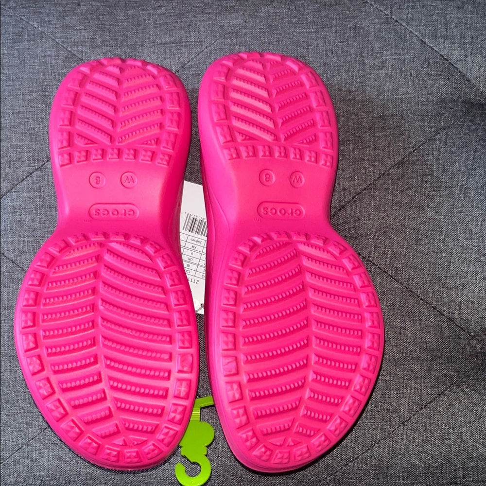 CROCS Women's Vibrant Pink Sandals - Picture 5 of 8